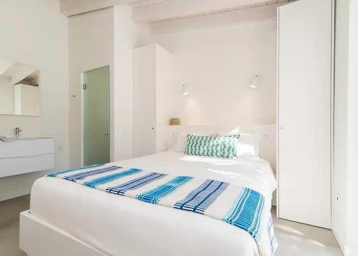 Rocco House By Algartur *